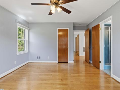5 Lisa Drive Greenville SC 29615