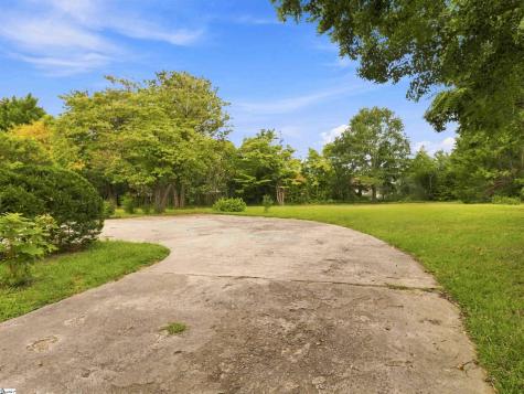 5 Lisa Drive Greenville SC 29615