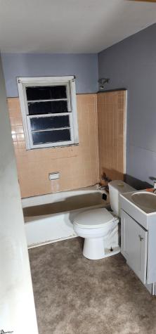 907 Dacusville Highway Easley SC 29640