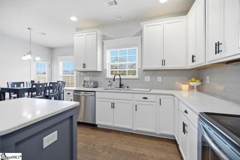 511 Cromer Road Townville SC 29689