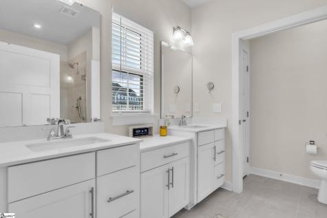 2 Comanche Trail Greenville SC 29607