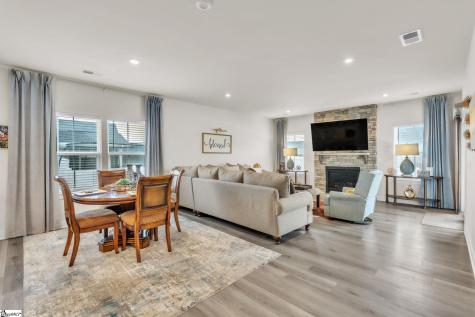 2 Comanche Trail Greenville SC 29607