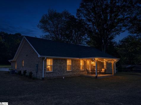 30 Whiteside Street Spartanburg SC 29301