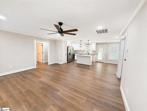 30 Whiteside Street Spartanburg SC 29301