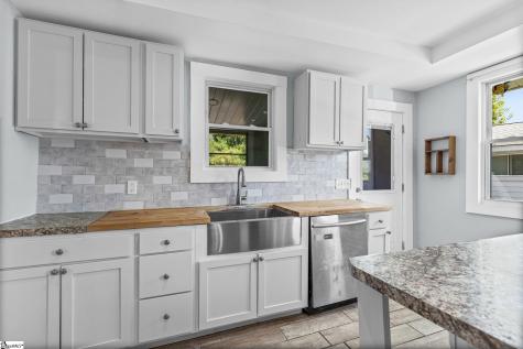3002 Old Buncombe Road Greenville SC 29609