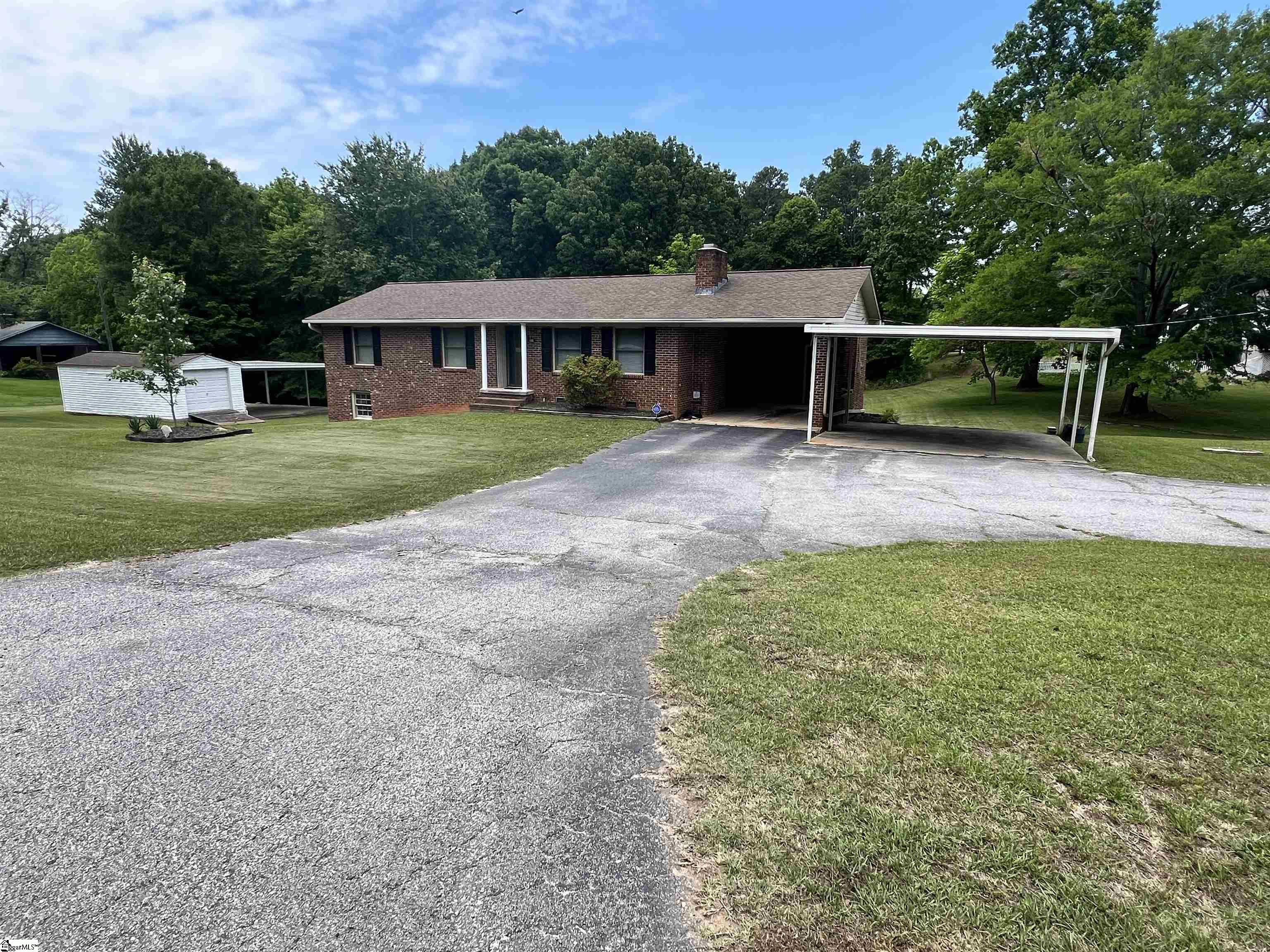 850 Forest Street Jonesville SC 29353