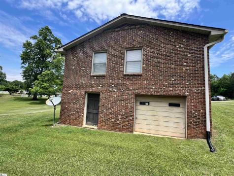 850 Forest Street Jonesville SC 29353