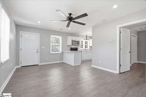 707 Reid School Road Taylors SC 29687