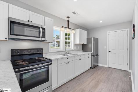 707 Reid School Road Taylors SC 29687