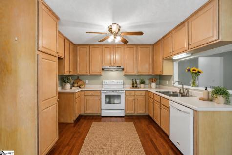 612 Crestwood Drive Greenville SC 29609