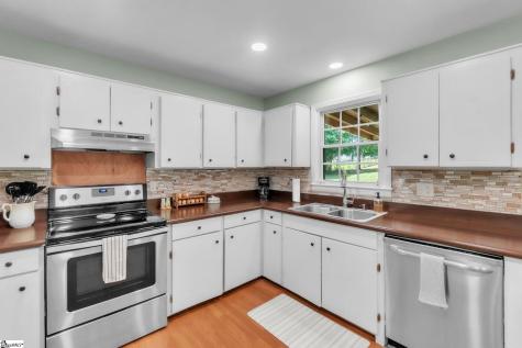 107 A Brookforest Drive Belton SC 29627
