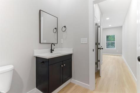 189 N Georgia Avenue Chesnee SC 29323