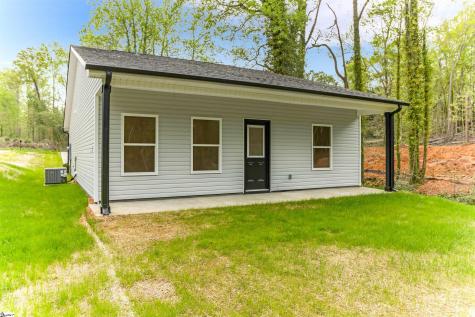 189 N Georgia Avenue Chesnee SC 29323