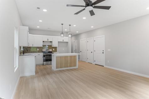 189 N Georgia Avenue Chesnee SC 29323