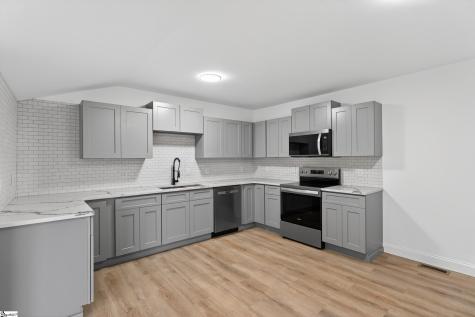 583 Berry Road Boiling Springs SC 29316