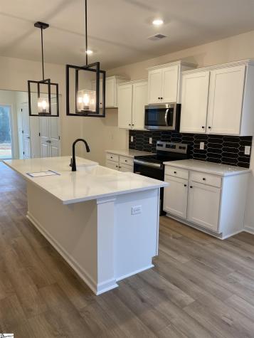 5 Halsey Street Central SC 29630