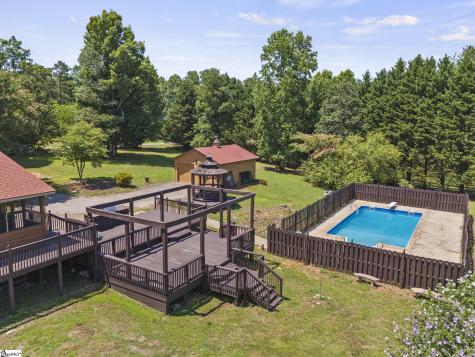40 Ridings Road Campobello SC 29322
