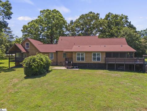 40 Ridings Road Campobello SC 29322