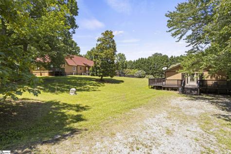 40 Ridings Road Campobello SC 29322