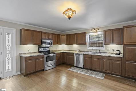 40 Ridings Road Campobello SC 29322