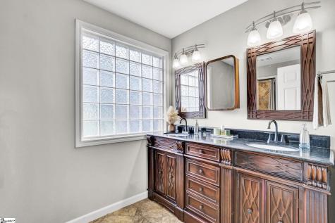 203 Crossbridge Trail Piedmont SC 29673