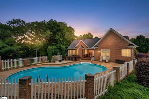 203 Crossbridge Trail Piedmont SC 29673
