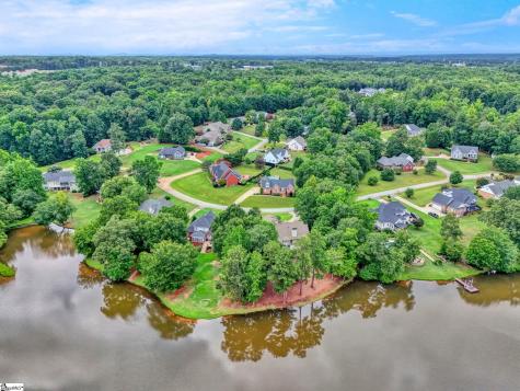 203 Crossbridge Trail Piedmont SC 29673