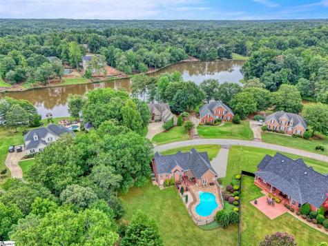 203 Crossbridge Trail Piedmont SC 29673