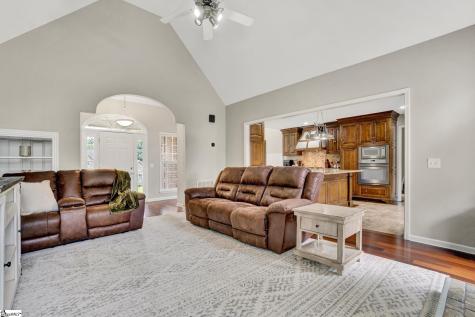203 Crossbridge Trail Piedmont SC 29673