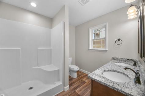 211 Daybreak Court Wellford SC 29385