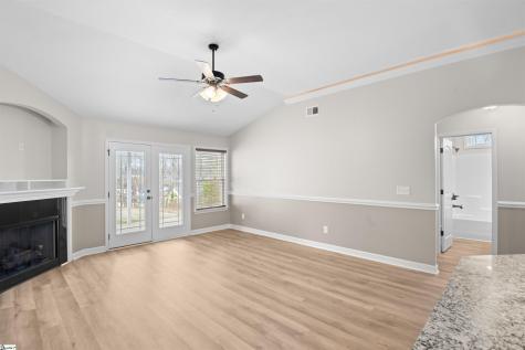 211 Daybreak Court Wellford SC 29385