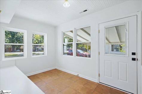 218 Elaine Avenue Taylors SC 29687