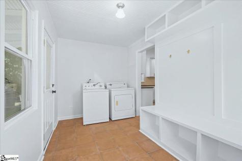 218 Elaine Avenue Taylors SC 29687