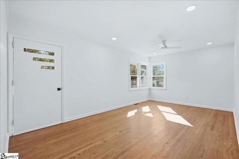 218 Elaine Avenue Taylors SC 29687