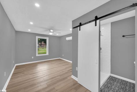 1010 Log Shoals Road Mauldin SC 29662