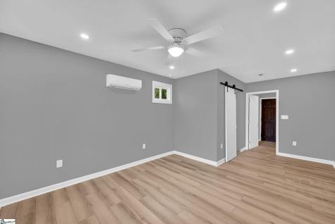 1010 Log Shoals Road Mauldin SC 29662