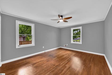 1010 Log Shoals Road Mauldin SC 29662