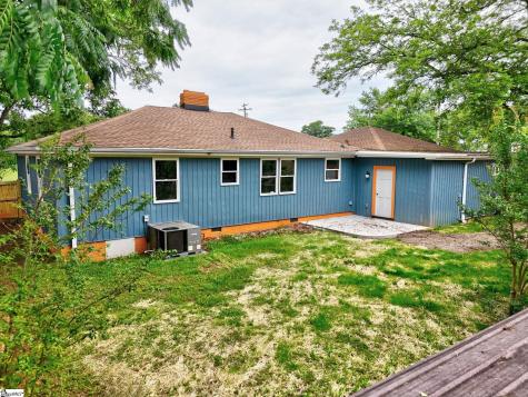 1010 Log Shoals Road Mauldin SC 29662
