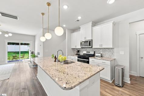 208 Lanyard Lane Greenville SC 29607