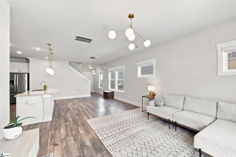208 Lanyard Lane Greenville SC 29607