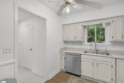 7 Olive Street Taylors SC 29687