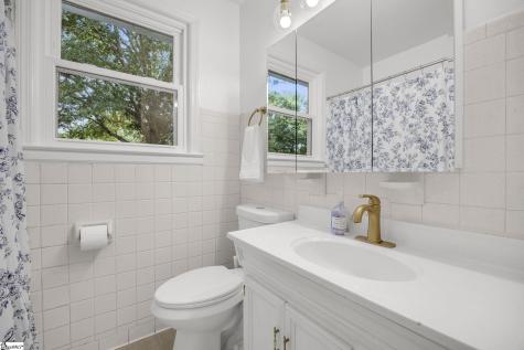 7 Olive Street Taylors SC 29687