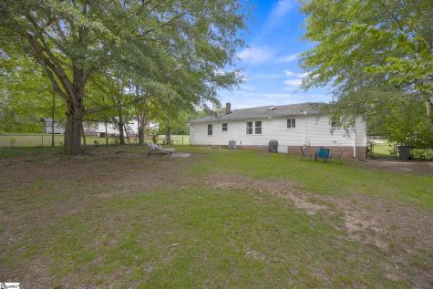 7 Olive Street Taylors SC 29687