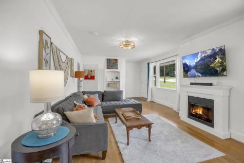 7 Olive Street Taylors SC 29687