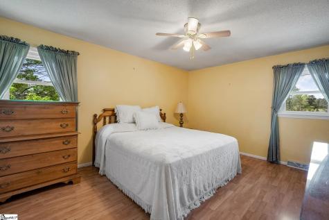 124 Center Pointe Road Belton SC 29672