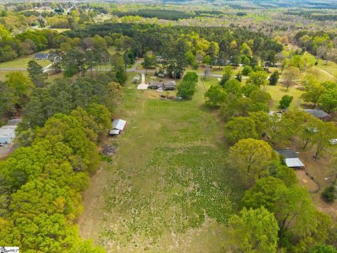 124 Center Pointe Road Belton SC 29672
