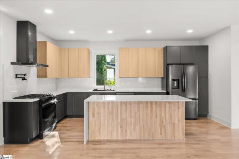 18 Doe Street Greenville SC 29611