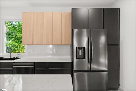 18 Doe Street Greenville SC 29611