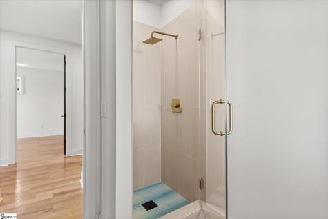 18 Doe Street Greenville SC 29611