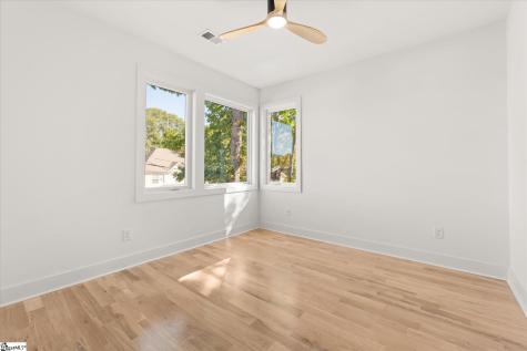 18 Doe Street Greenville SC 29611